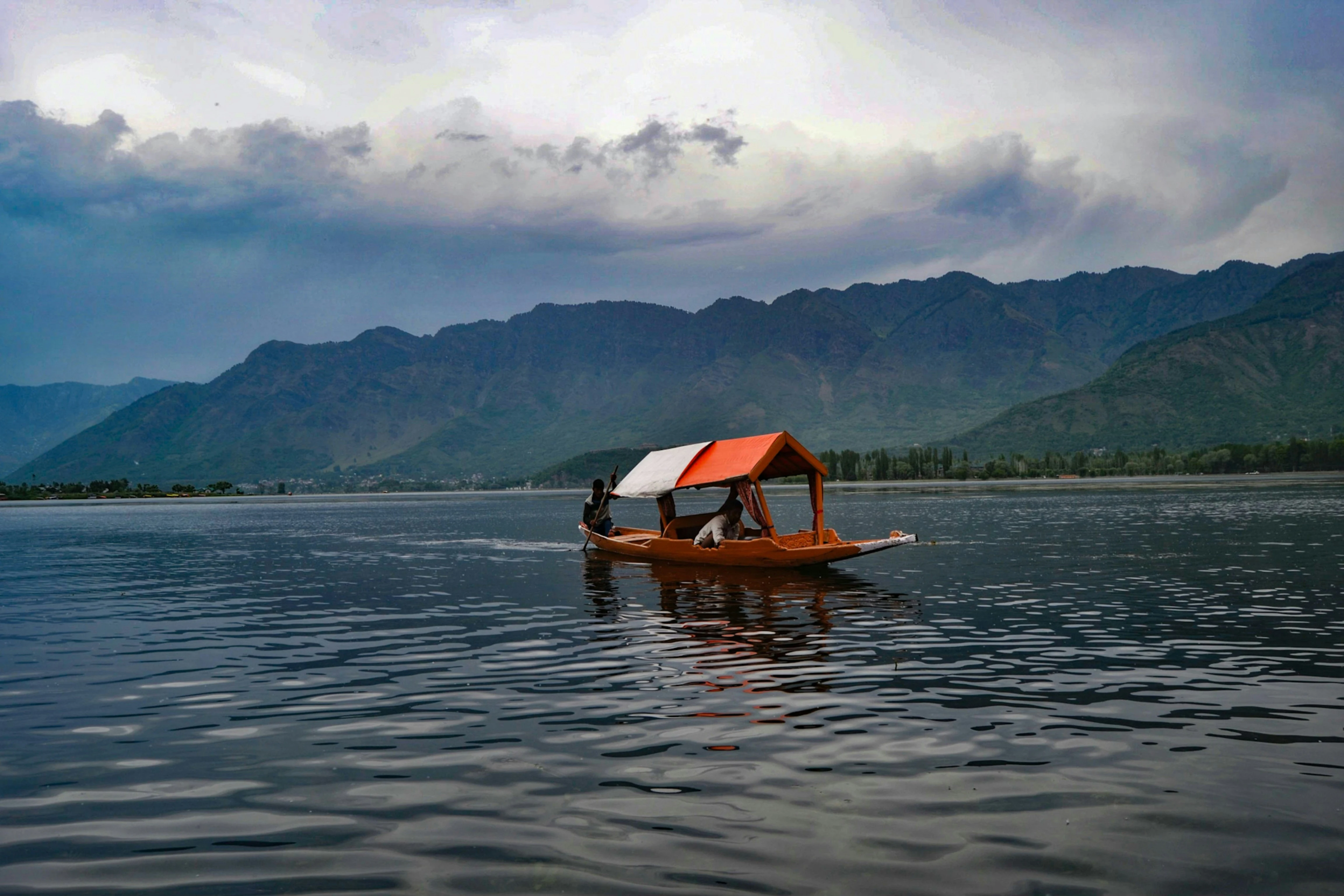 6 Nights 7 Days Kashmir Magical Tour